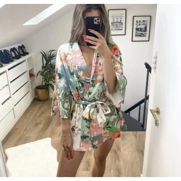 ZARA printed belted kimono *BLOGGER FAVE* - Picture 6 of 12